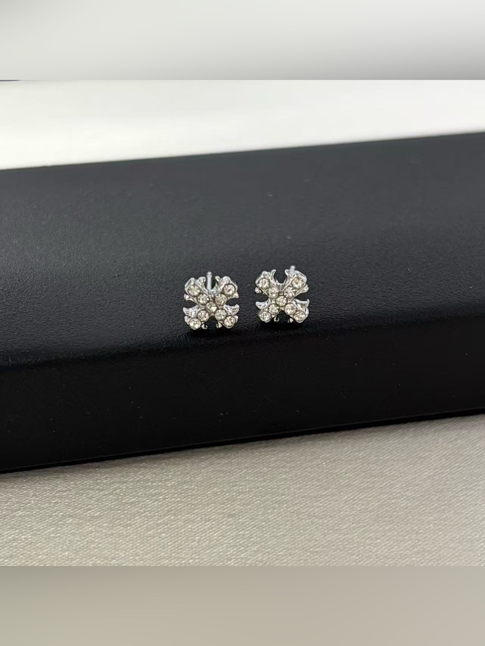 6mm CZ Cross Stud Earrings for Men Women Streetwear Punk Hip Hop Unisex Style